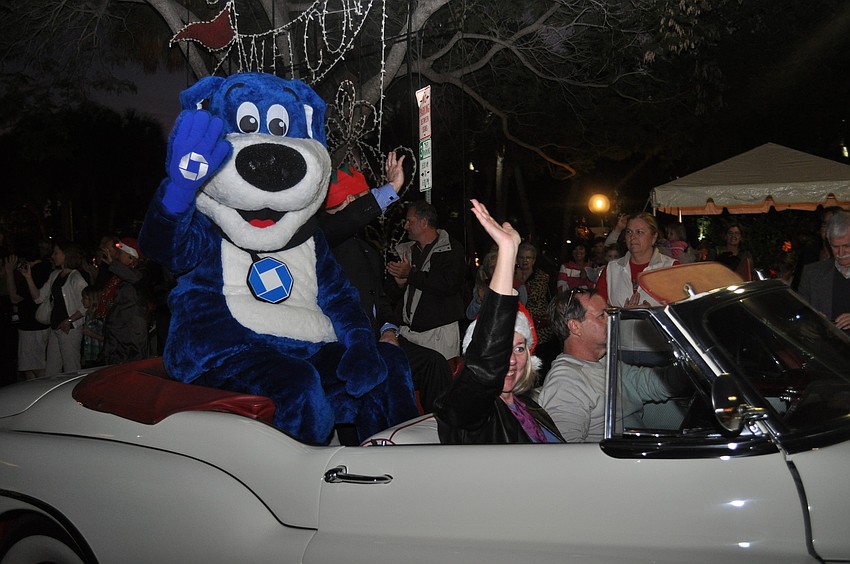 Chase Bank and Crab and Fin Restaurant presented â€œHoliday Night of Lightsâ€