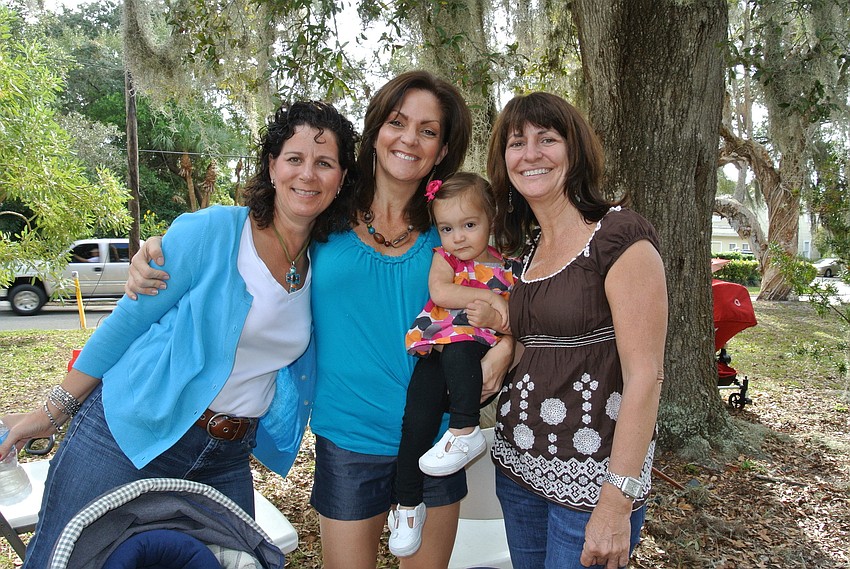 Olga Tucker, Amy and Gracie Grewal and Susan Scholz