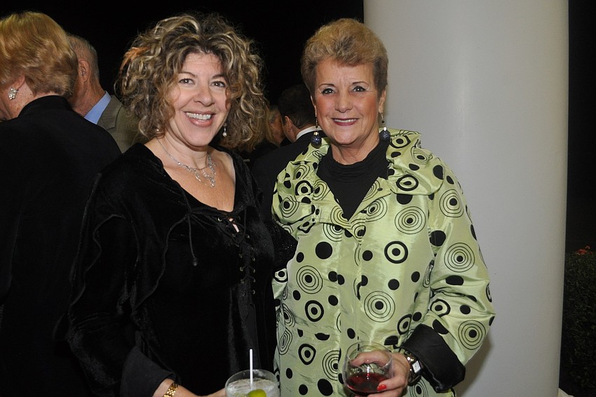 Dori Zingmond and Jackie Clemons