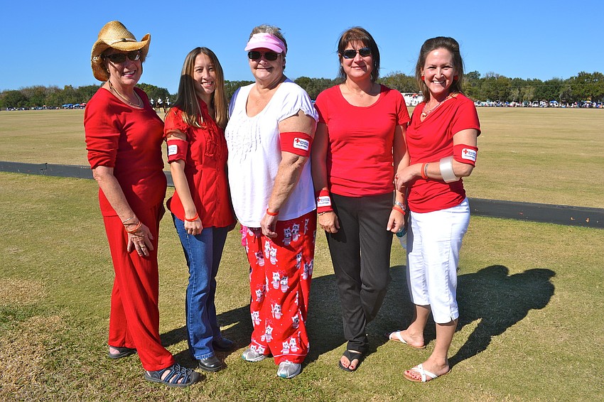 Helen Chouinard, Rachel Plank, Sue Lozano, Maria Friedli and Shela Osada