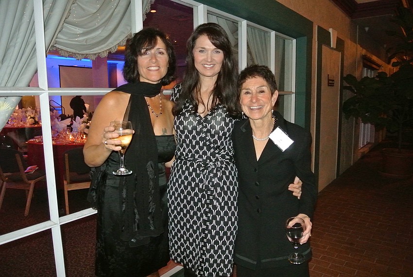 Tina Wagner, Marilyn Schroeter and Susan Landau