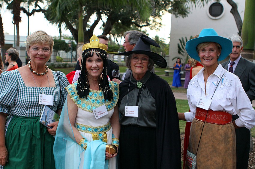 Ann Harrison, Helen Willingham, Suzanne Thomas and Jean Martin