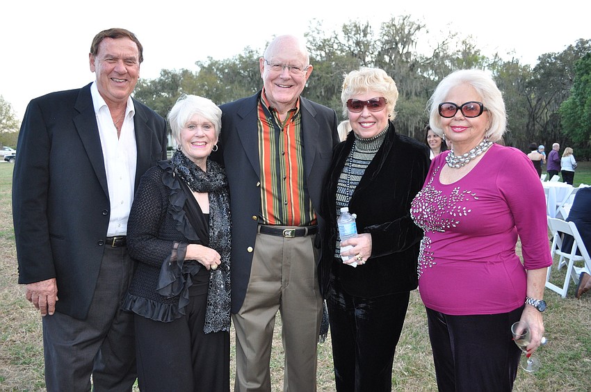 Dick and Carol Angelotti, Doyle and Mary King and Joy Rowe
