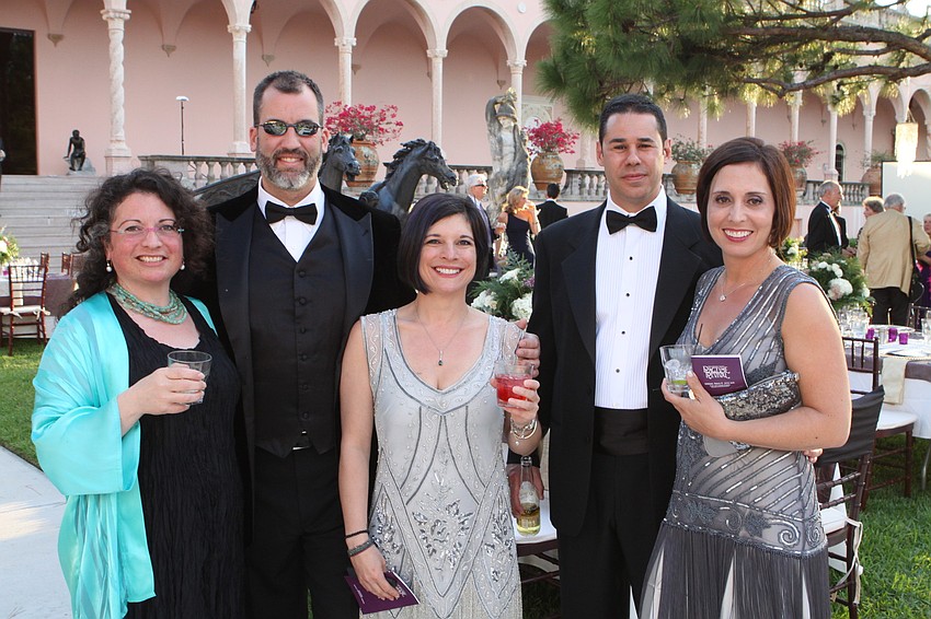 Nicole Bartner, Mike and Arabella Higgins, Jennifer Bartner and Deter Indeck