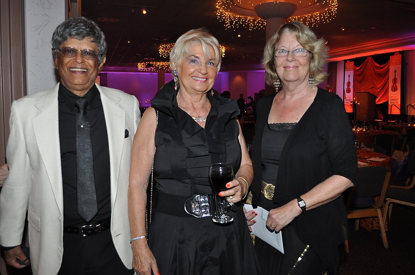 Arun Bhagwat, Lydia Bohn and Gisela Bhagwat