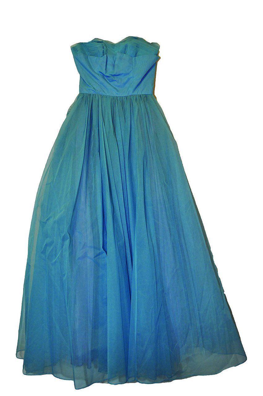 BLUE POOFY DRESS
<br><br>
â€œMy princess dress! This is from Everything But The Girl, Laura Daniel Gale's old shop in the Rosemary District. I finally got to wear it for a really fun 