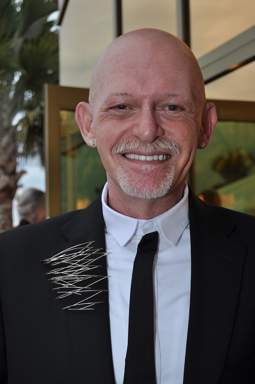 Tim Cameresi wore a Dream Weaver broach.