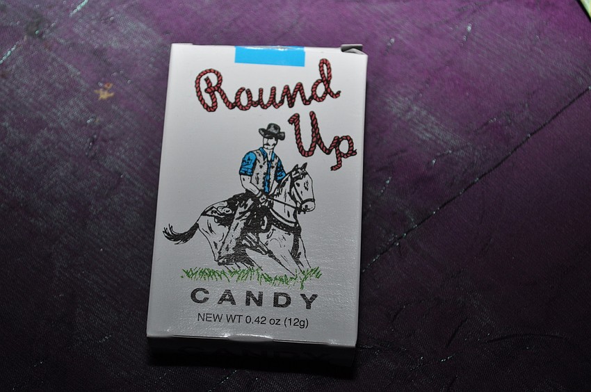 Cigarette girls handed out candy cigarettes, gum and other fun items to guests.