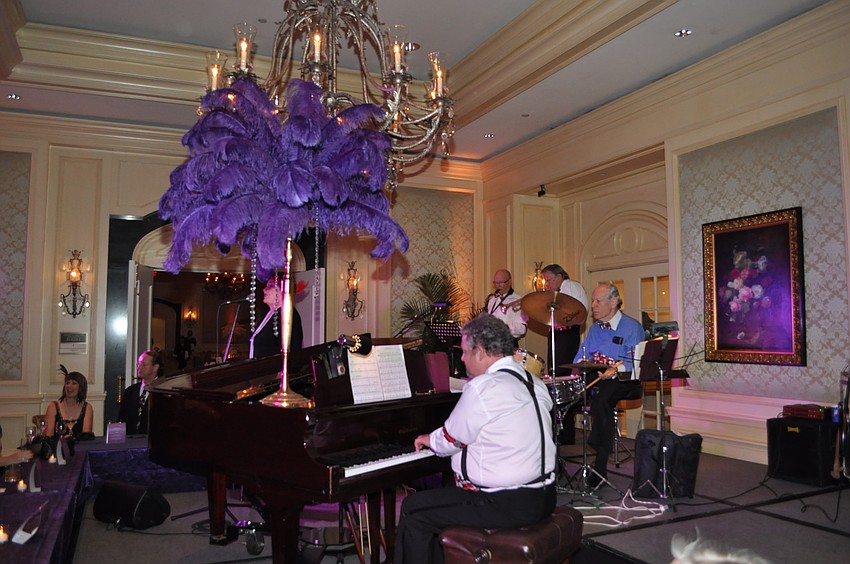 Guests listened to music and sipped cocktails in the Cocktails and Cole Lounge.