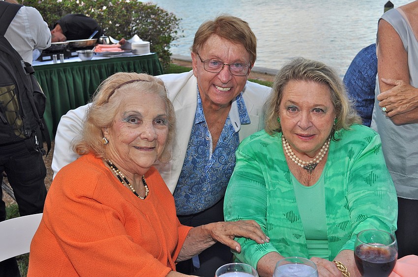 Robert and Jacqueline de Warren with Rachele Rivolta