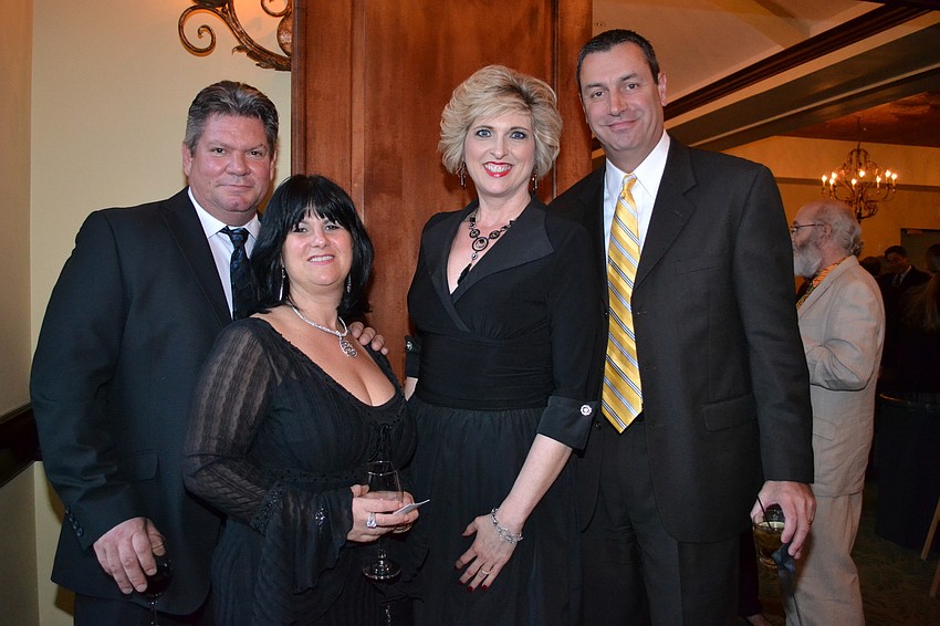 Dan and Stacey 
DeLoynes with Ruth and Glen Everhart