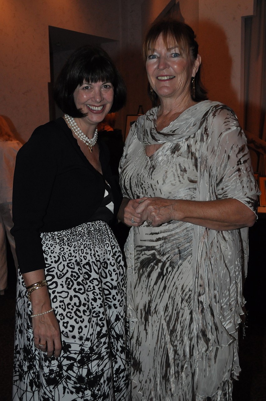 Michelle Fournet and Olivia Swaan