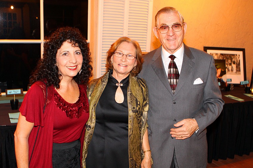 Vickie Inglese with Susi and Bert Hooglander