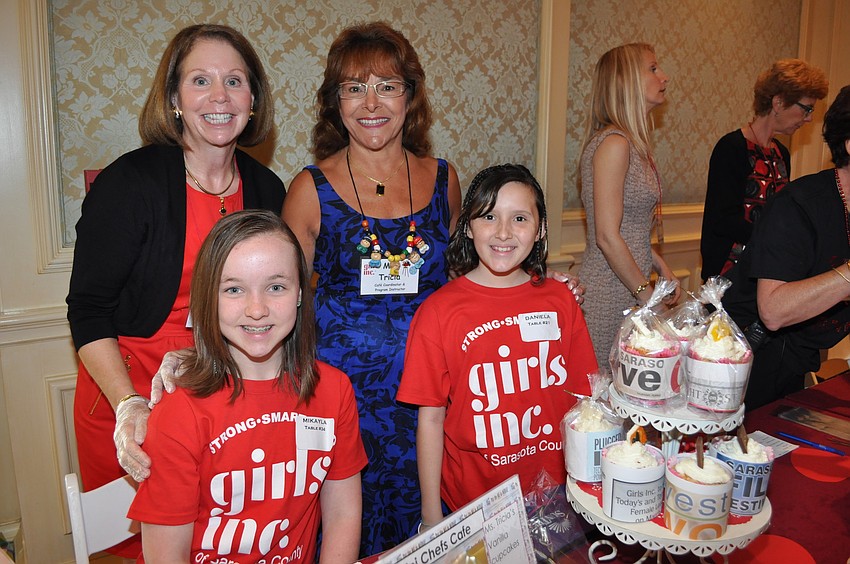 Mikayla, Sandy Jaques, Tricia Dickerson and Daniela