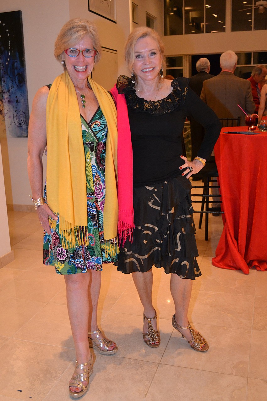 Roxie Jerde and Margaret Wise