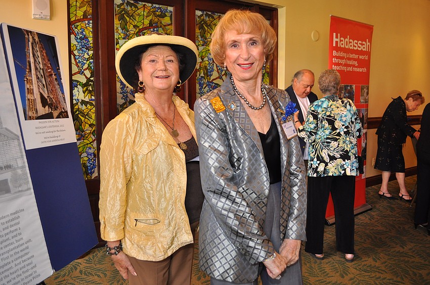 Brenda Johnston and Me-Me Kramer