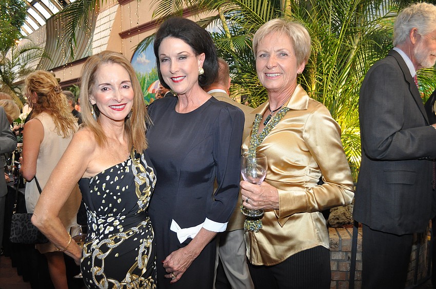 Shirley Lacelle, Claudia Porter and Ursula Olsen