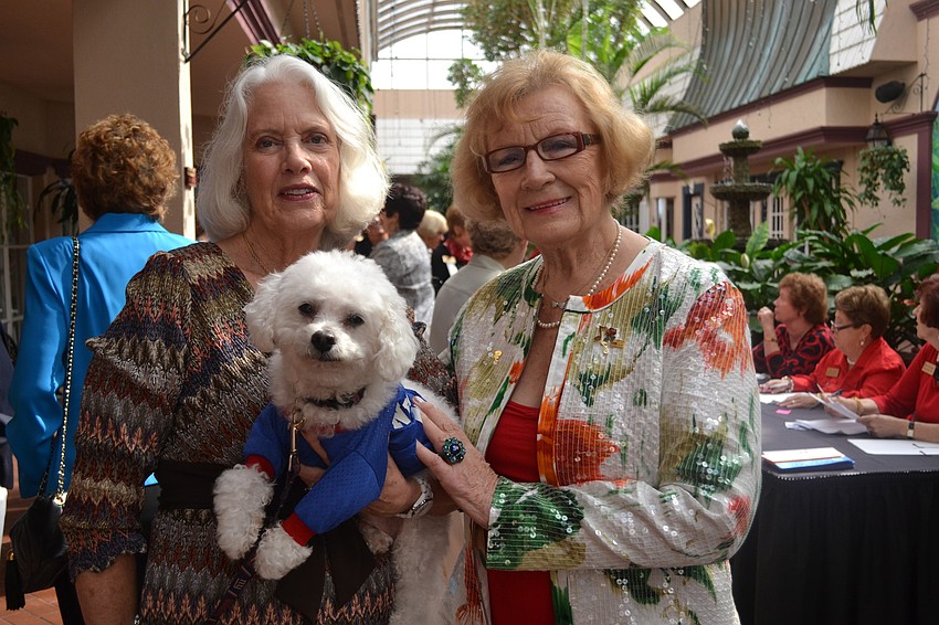 Karin Murphy and Chairwoman Vlatka Ivanisevic with Mozart