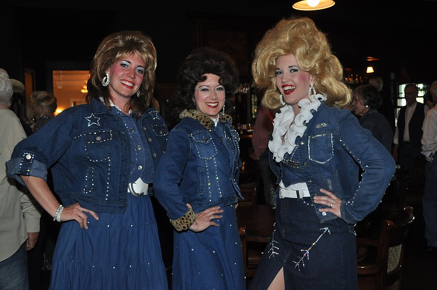 Alana Opie, Sarah Farnam and Heather Kopp