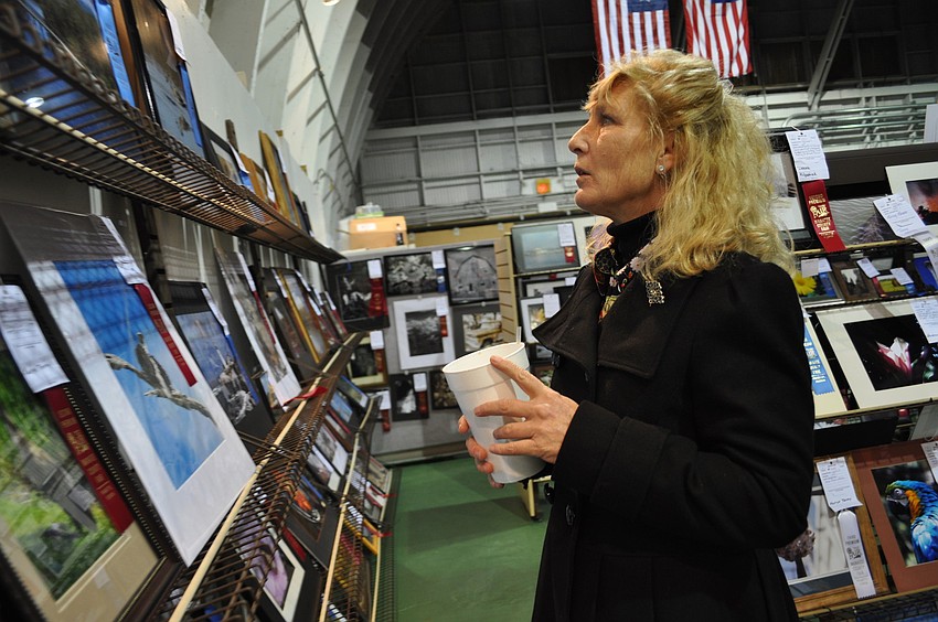 Lucy Moline checked out the award-winning photographs on display.