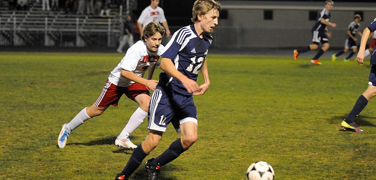 ODA senior Daniel Pivonka looks to give the Thunder a spark late in the second half of a Class 1A-Region 2 quarterfinal Jan. 31.
