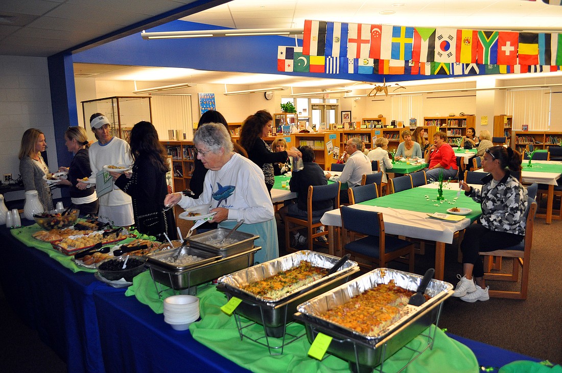 Your Observer Photo Phillippi Shores Elementary volunteers had a