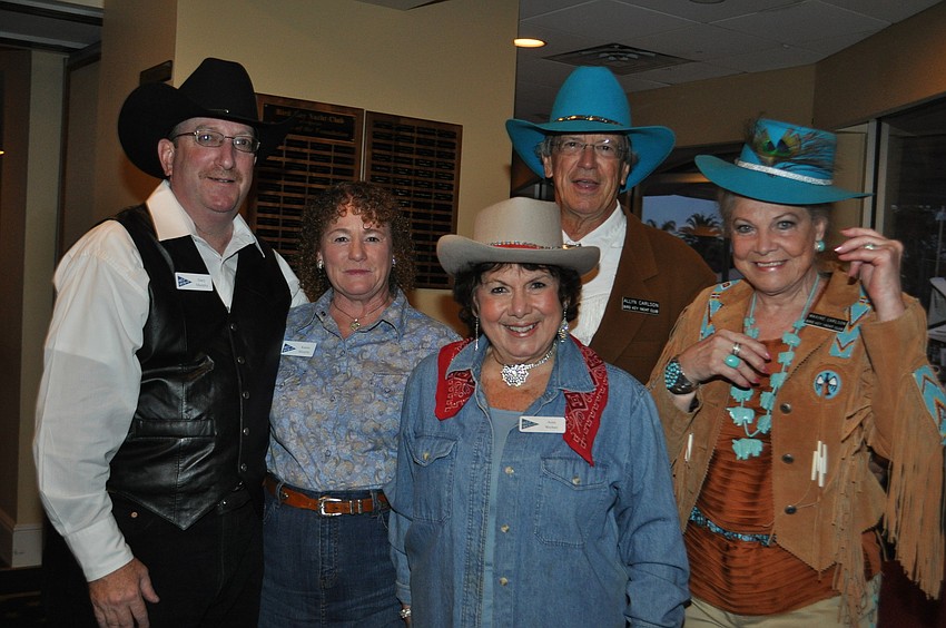 Gary and Karen Murphy, Allyn Carlson, Ann Weber and Maxine Carlson