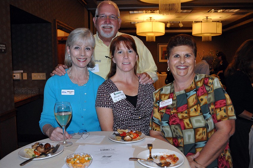 Micki Kann, Charlie Morse, Allison Levy and Sharon Underwood were some of the first members to arrive.