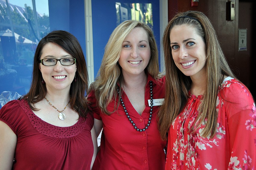 Courtney Davenport, Kelly Munch and Diana Dunn