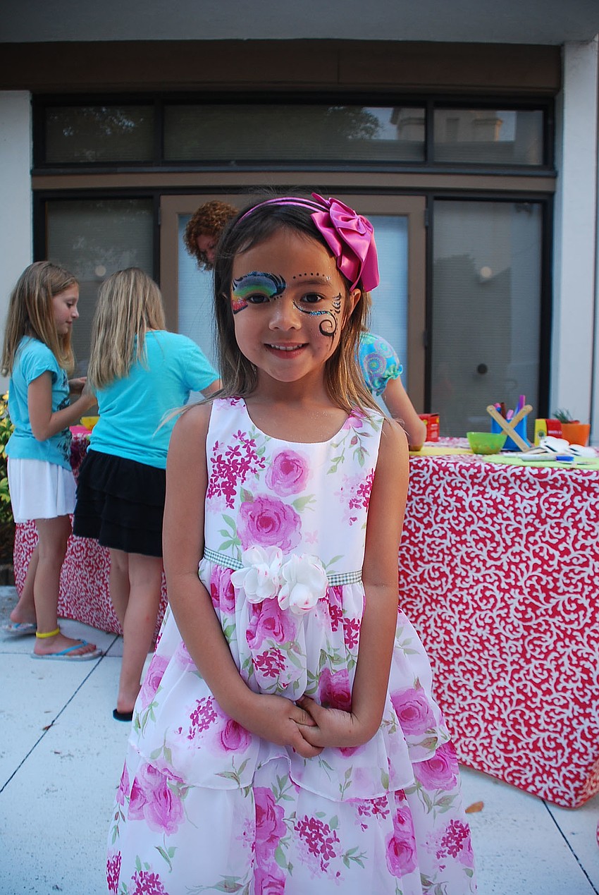 Zinnia Laurens, 5 1/2