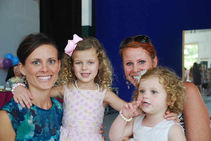 Emma and Shana Zamikoff with Monica Barth and Anabella Recanatesi