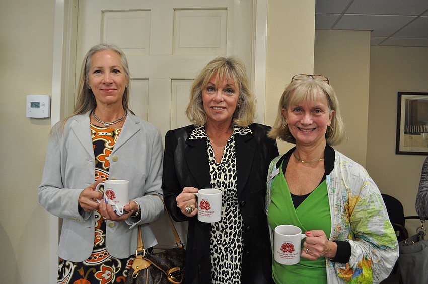 Mary Czernyk and Suzy Lysen of Jude Connally and Dee Dee Khayyata of Terrace on the Circle