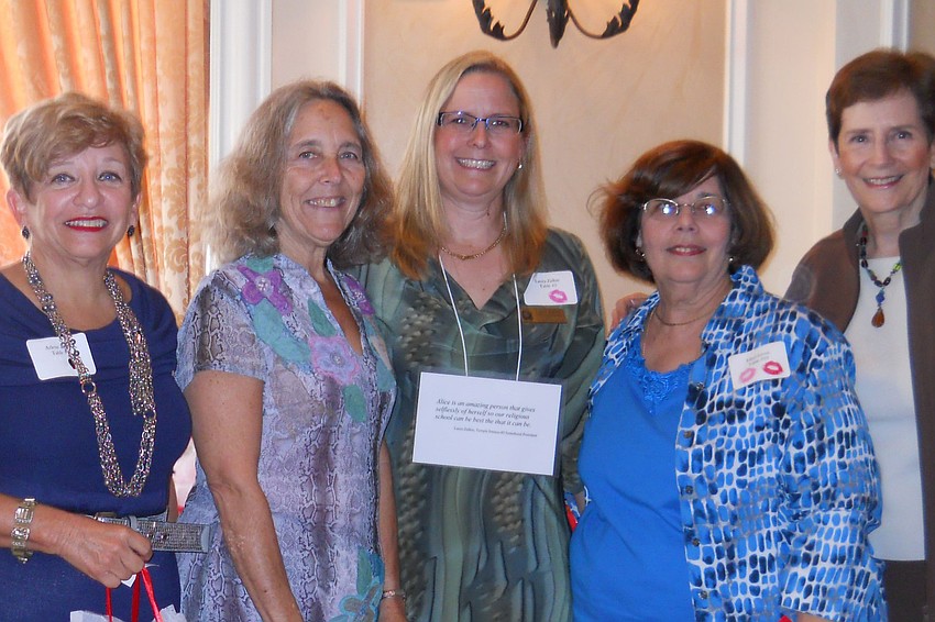 Event committee members  Arlene Kates, Kim Sheintal, Sisterhood President Laura Zalkin, Ethel Gross and Lynn Sacks