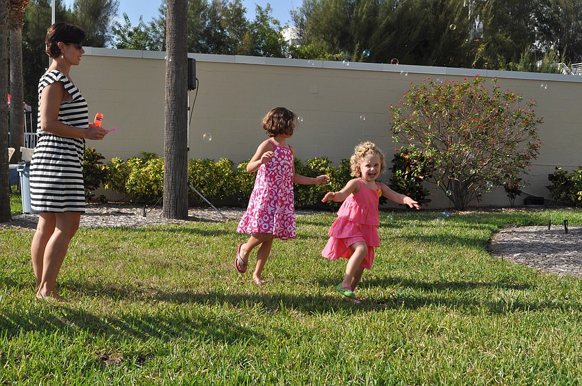 Carolyn, Layla and Sophia Barger