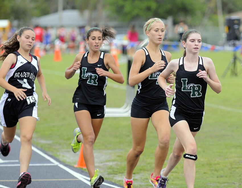 Braden Riverâ€™s Alexis Cullen and Lakewood Ranchâ€™s Emily Perez, Michelle Last and Katie Wray all finished in the top 5 in the 1600 meters.
