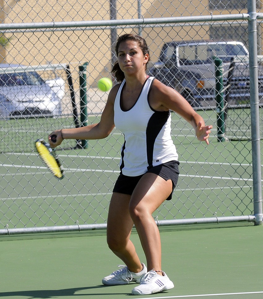 Braden River High senior Marie Babayan captured the Class 3A-District 12 No. 1 girls singles title.