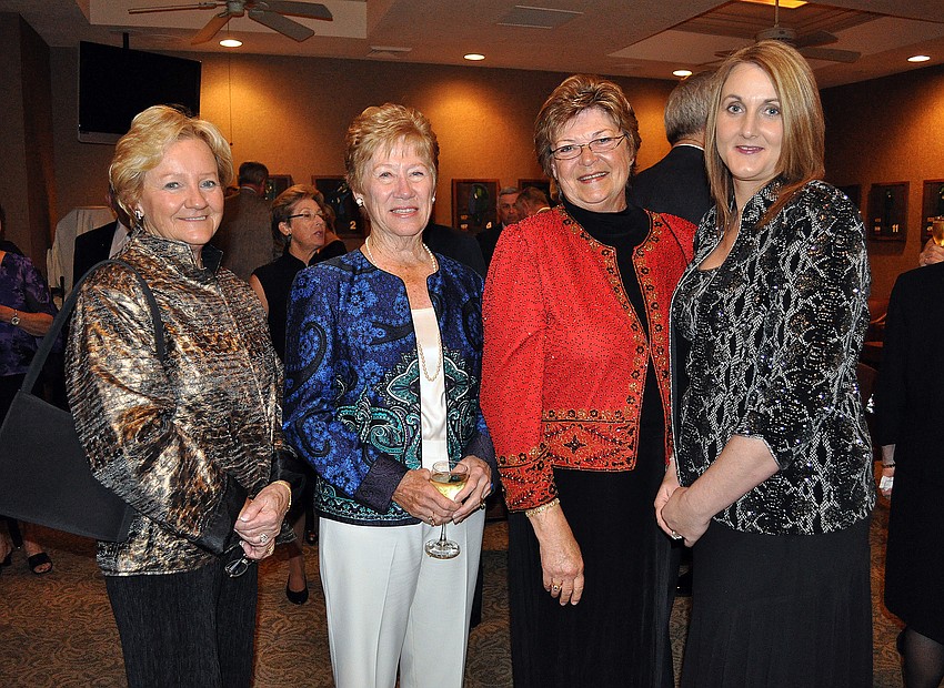 Barbara Ellfeldt, Kathi Skelton, Jan Feltner and Tina Goetz enjoyed their evening.