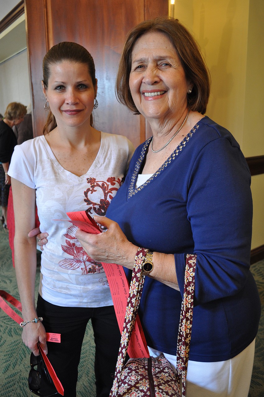 Dagmar and Magda Kovacik