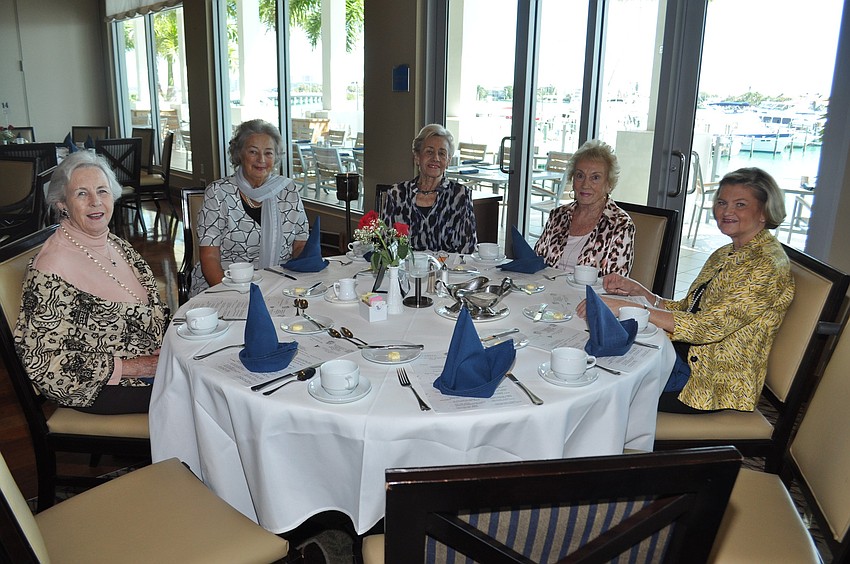 Julie Pisahi, Margaret Schmidt, Ellen Bradshaw, Mary Haveron and Kim Bradshaw