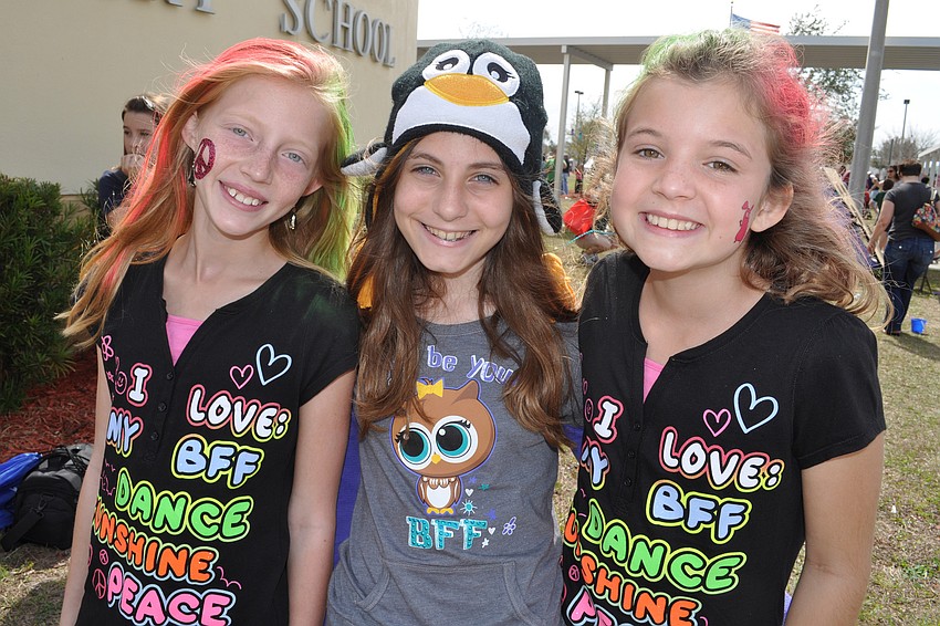 Abbie Dietz, Grace Baruffi and Anna Shelby Dees are in fourth grade.