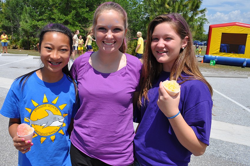 Rosie Kinnett, Casey Sagar and Victoria Dewitt enjoyed the afternoon.