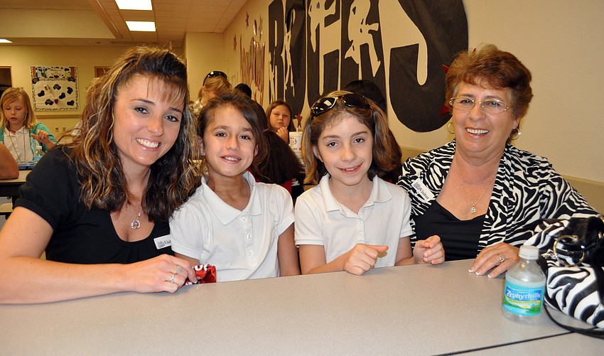 Melissa Graham, Juliana Suarez, 12, Mikayla Linzy, 10, and Alicia Manning enjoyed the day.