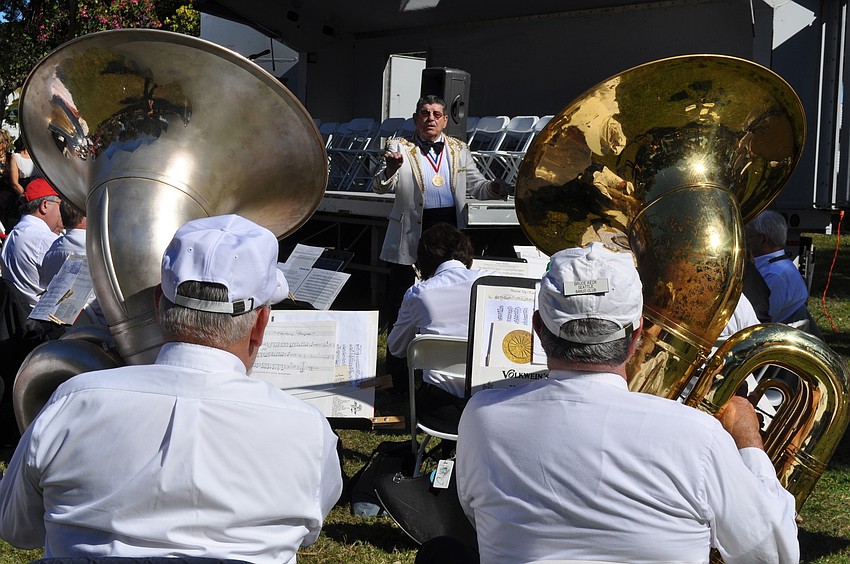 Charles Schlarbaum directs the Sarasota Circus Concert Band. Schlarbaum was previously inducted into the Ring.