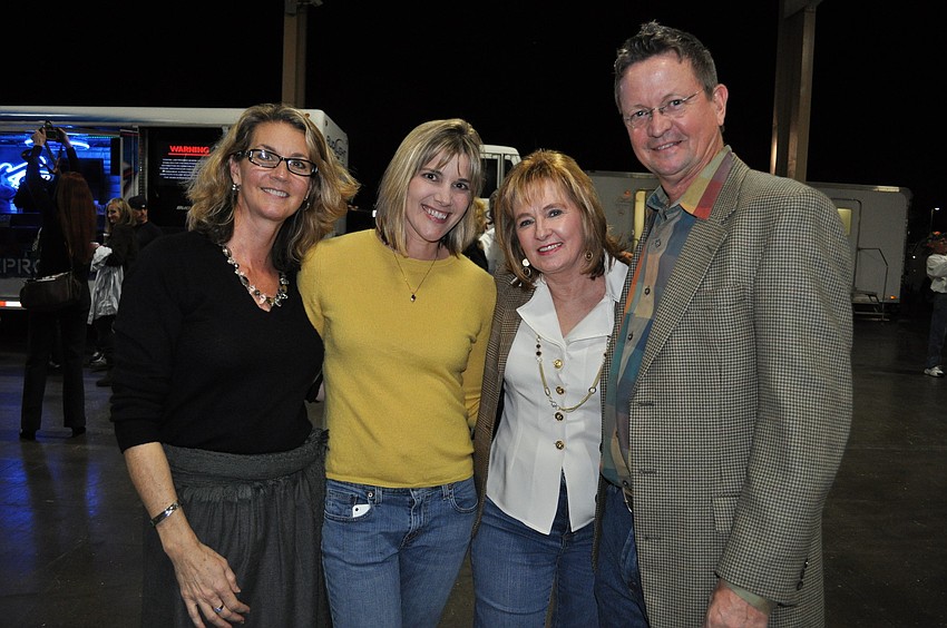 Maureen Dye, Katrina Turner, Deb Bay and Steve Dye