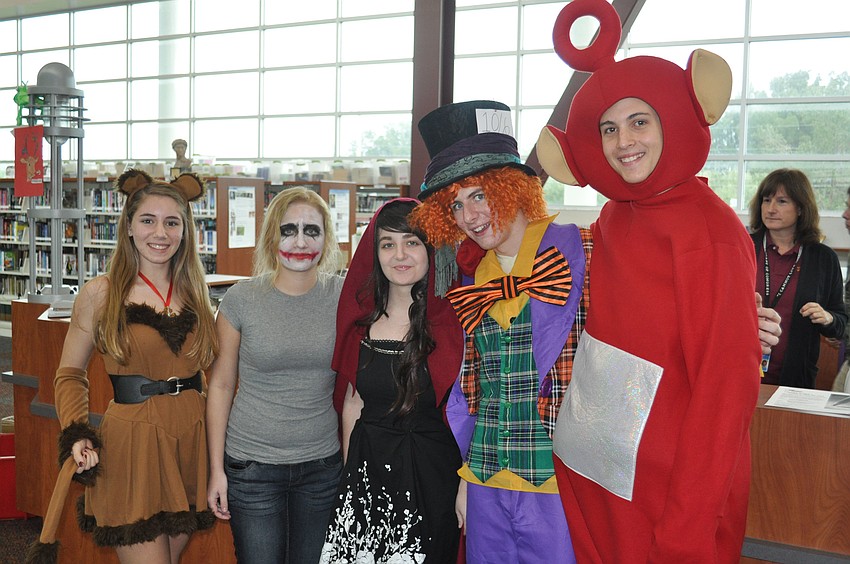 Lindsey Johns, Haley Paulsen, Sarah Sutton, James Gaccione and Marshall Fouts