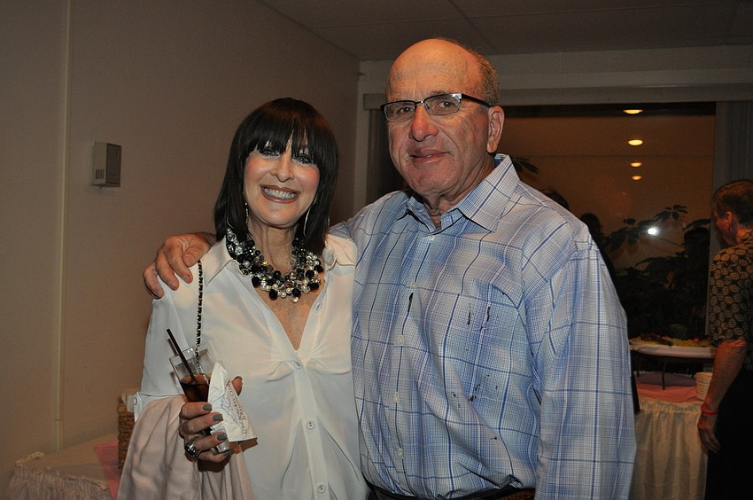 Co-chair Andi and Bob Munzer