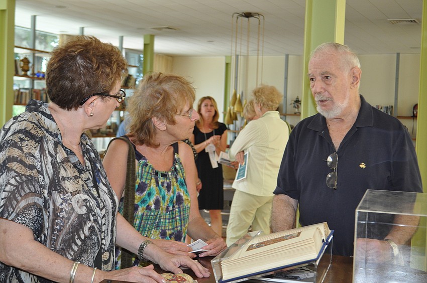 Hazel Lampf, Sharey Slimowitz and homeowner Bob Garvin