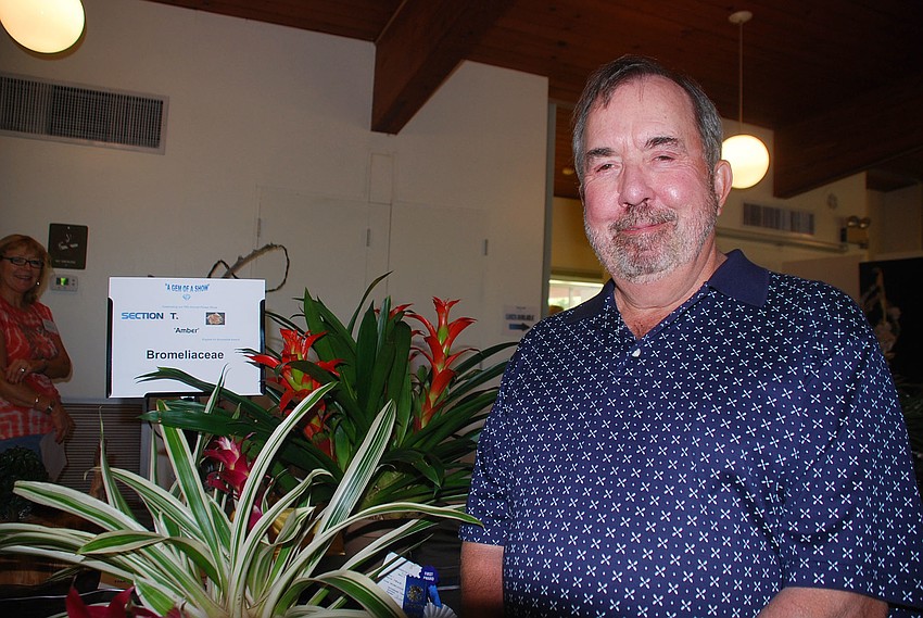 David Wilson next to Janice Hamlinâ€™s first place winner