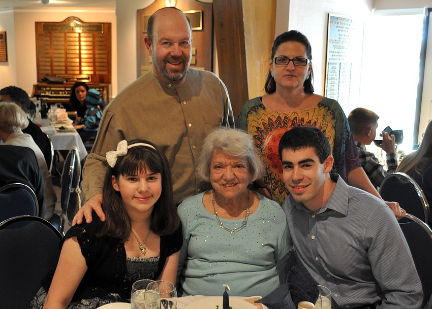 Emma and Larry Diner, Ruth Robinson, Laurie and Nathan Diner
