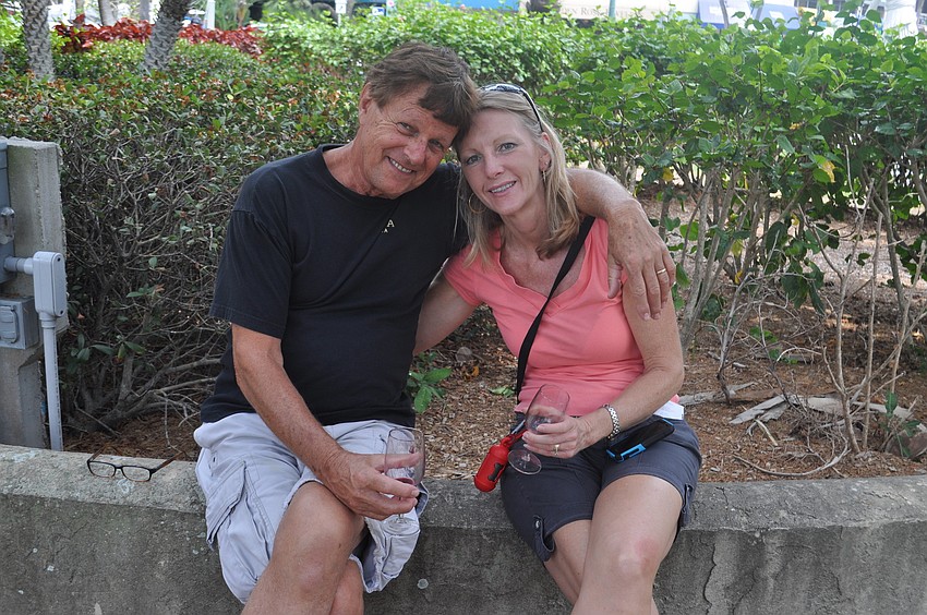 Dale and Janet Vaessen